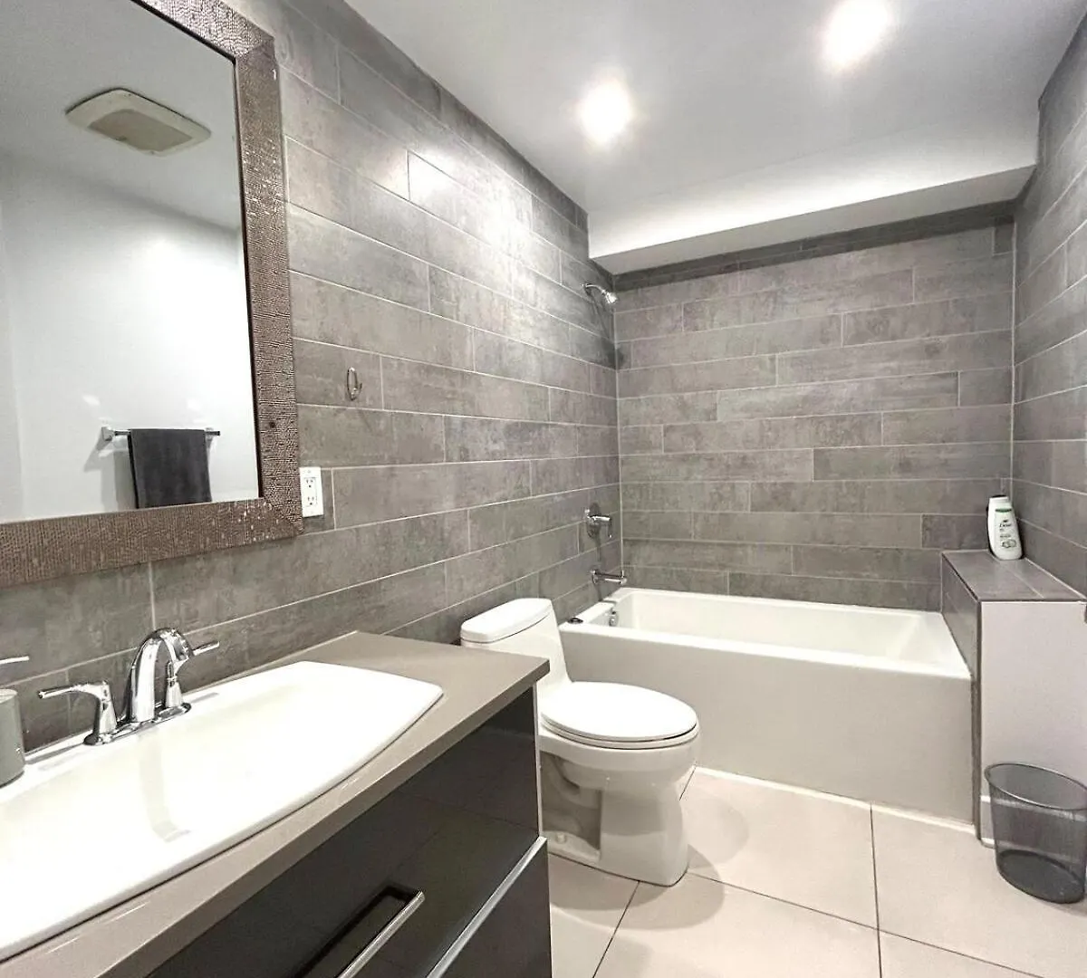 2 Floor Old Mtl Waterfront Condo 몬트리올 0*,